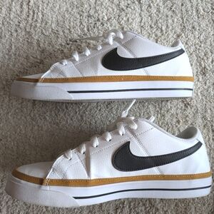 Nike Court Legacy Next Nature, Women's 10